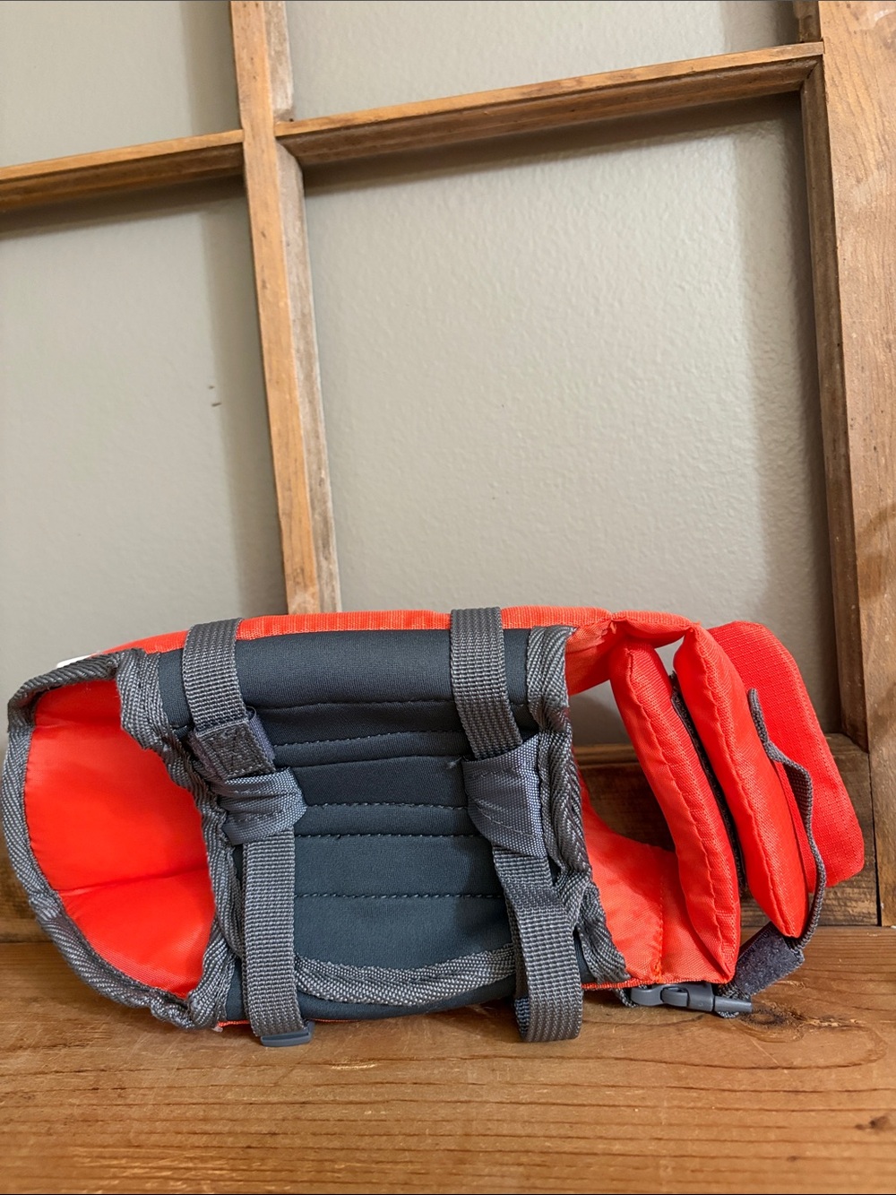 Outward Hound Granby Splash red-Orange Dog Life Jacket with Handle size XS - Picture 4 of 10